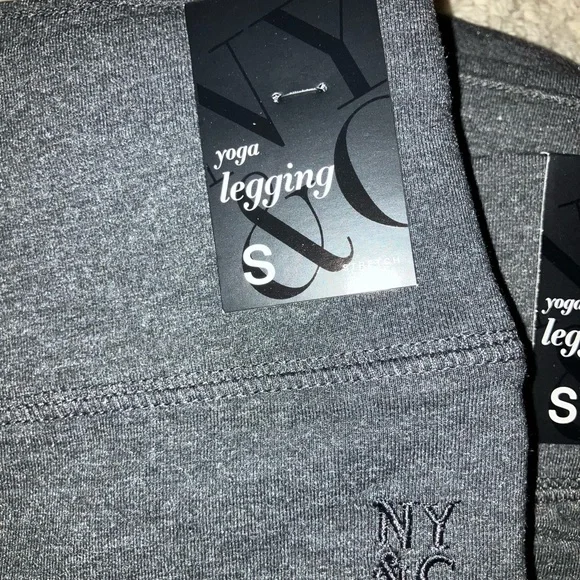 New York & Co. charcoal grey yoga leggings. Size small. Four pairs. - Picture 4 of 5